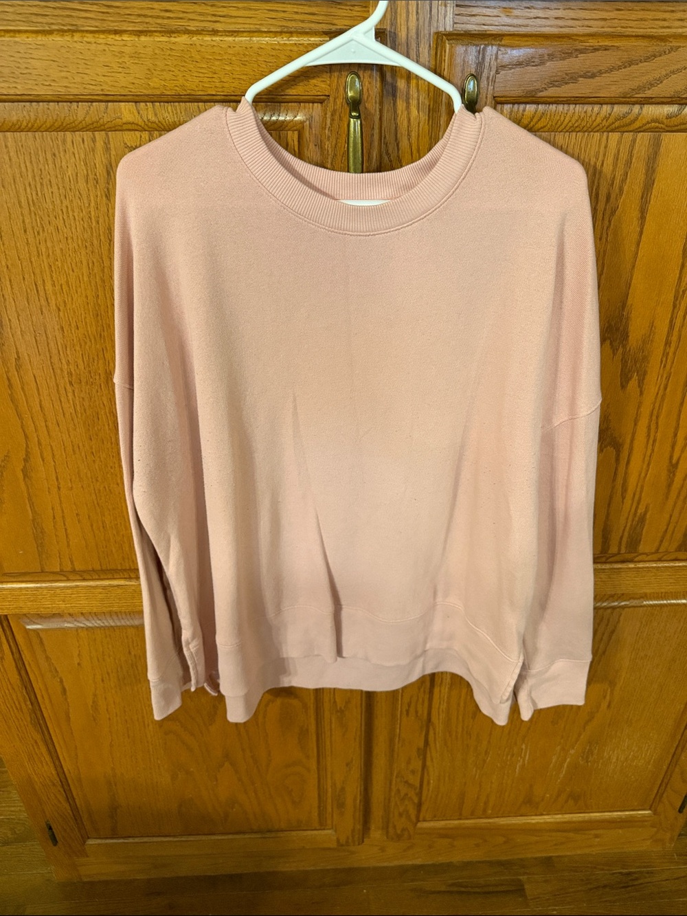 Time and Tru Light Blush Crewneck Sweatshirt